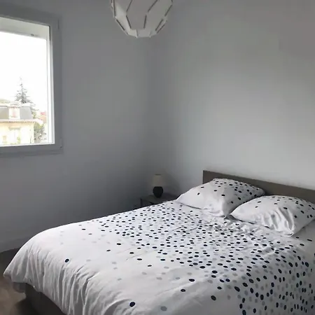 Superbe Appartement Proche Bordeaux Pied Du Tram Lormont Exterior foto