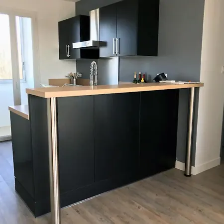 Superbe Appartement Proche Bordeaux Pied Du Tram Lormont Exterior foto
