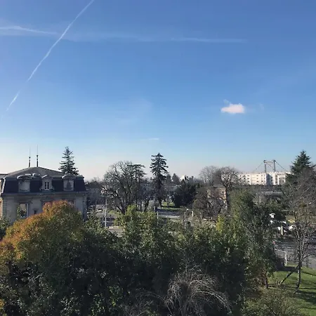 Superbe Appartement Proche Bordeaux Pied Du Tram Lormont Exterior foto