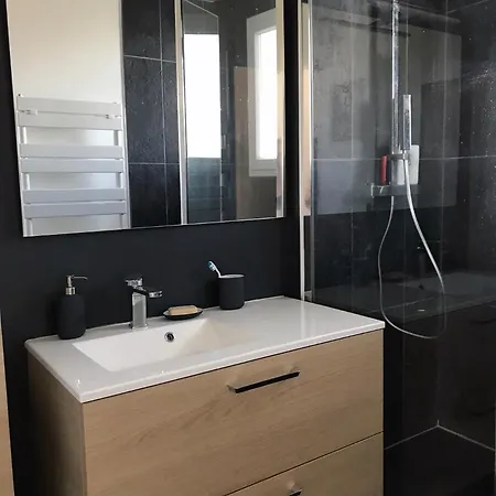 Superbe Appartement Proche Bordeaux Pied Du Tram Lormont Exterior foto
